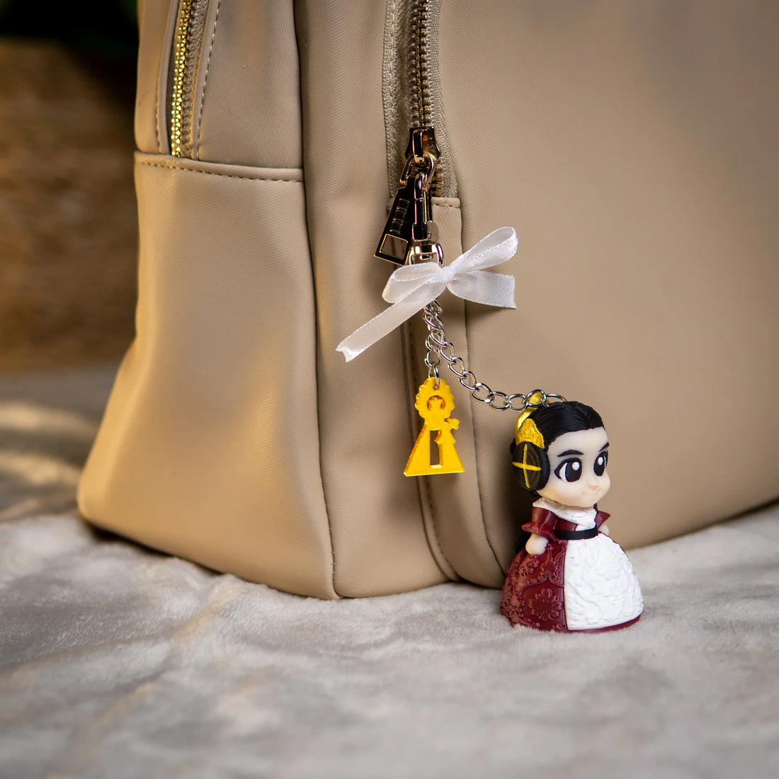 Charm para bolso: la nueva forma de llevar tu Moni contigo