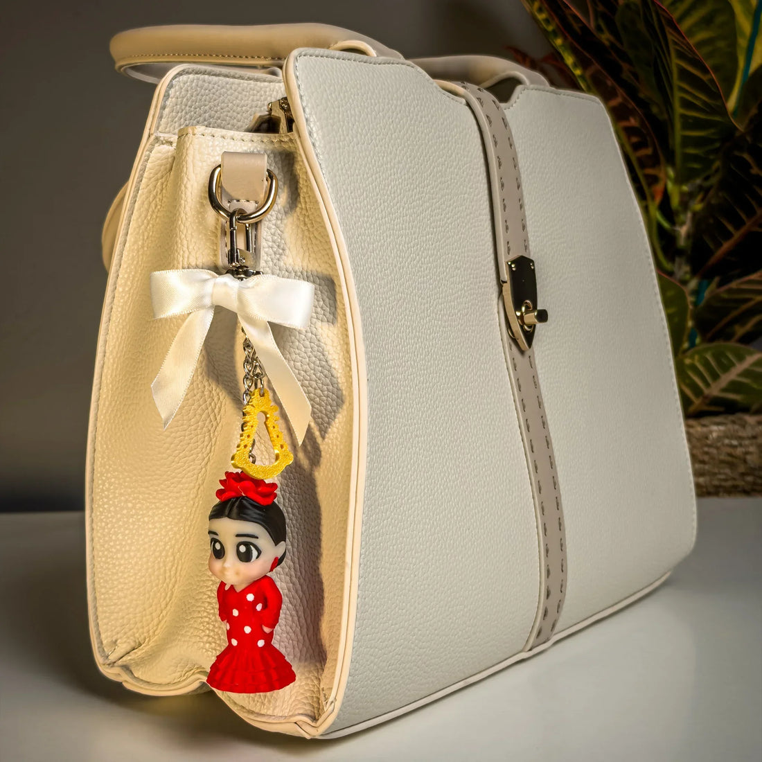 Moni Charm: el complemento de moda artesanal hecho a mano en Valencia que arrasa en toda España