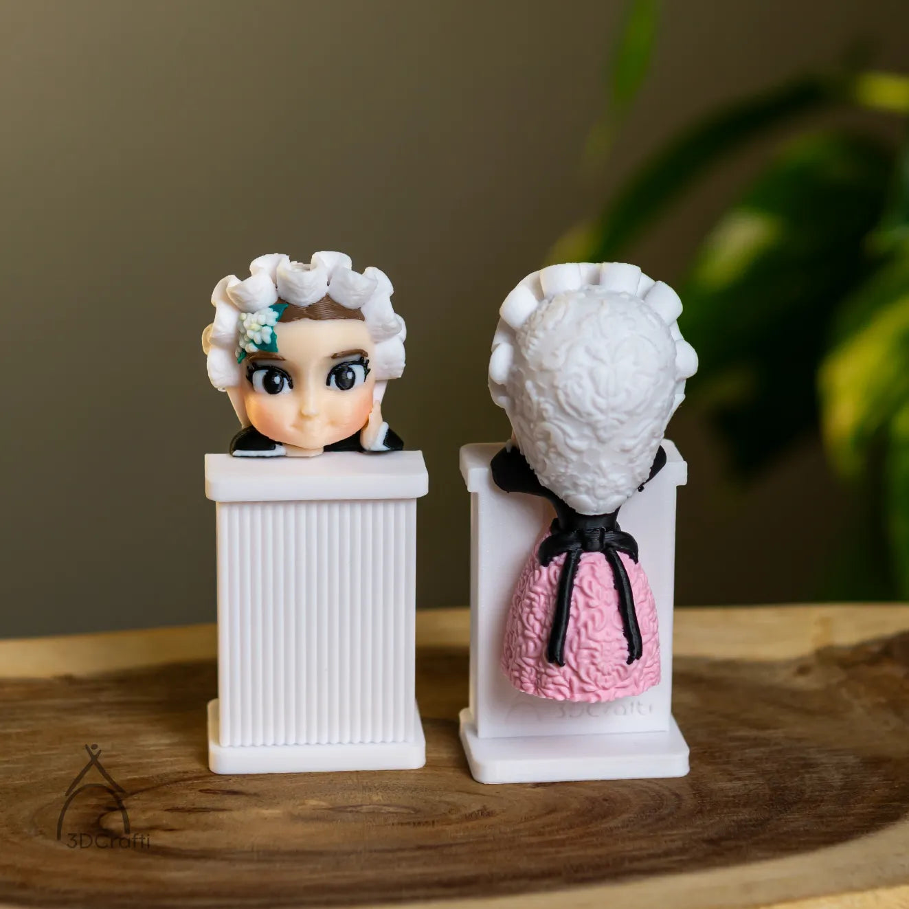 Moni Belleza ojos abiertos