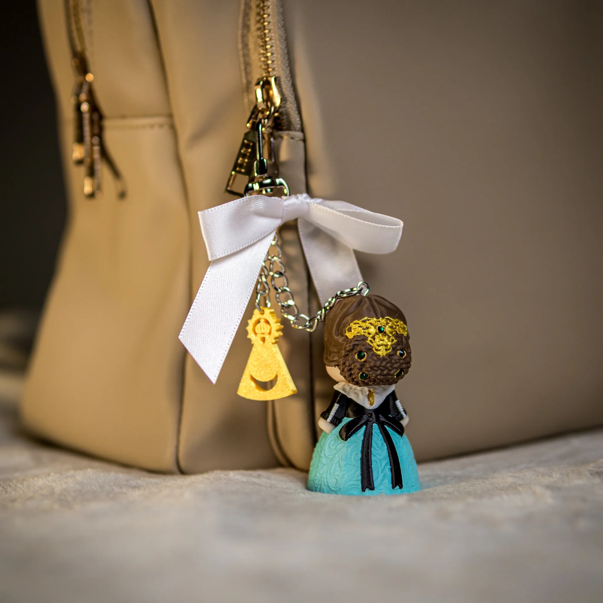 Moni Charm Castellonera