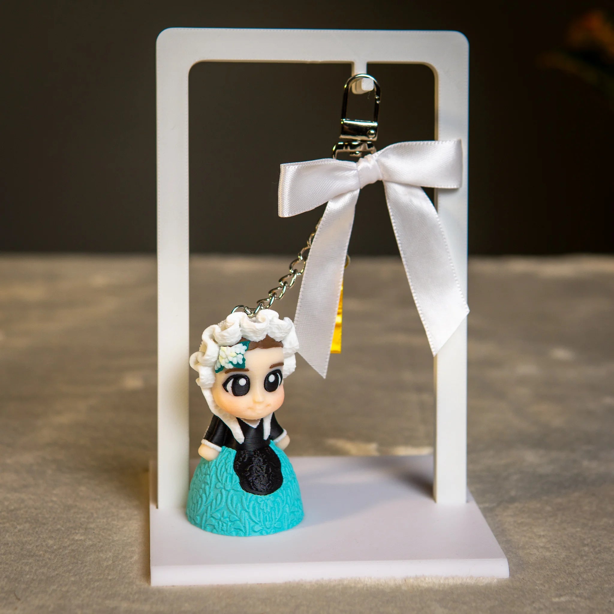 Moni Charm Belleza
