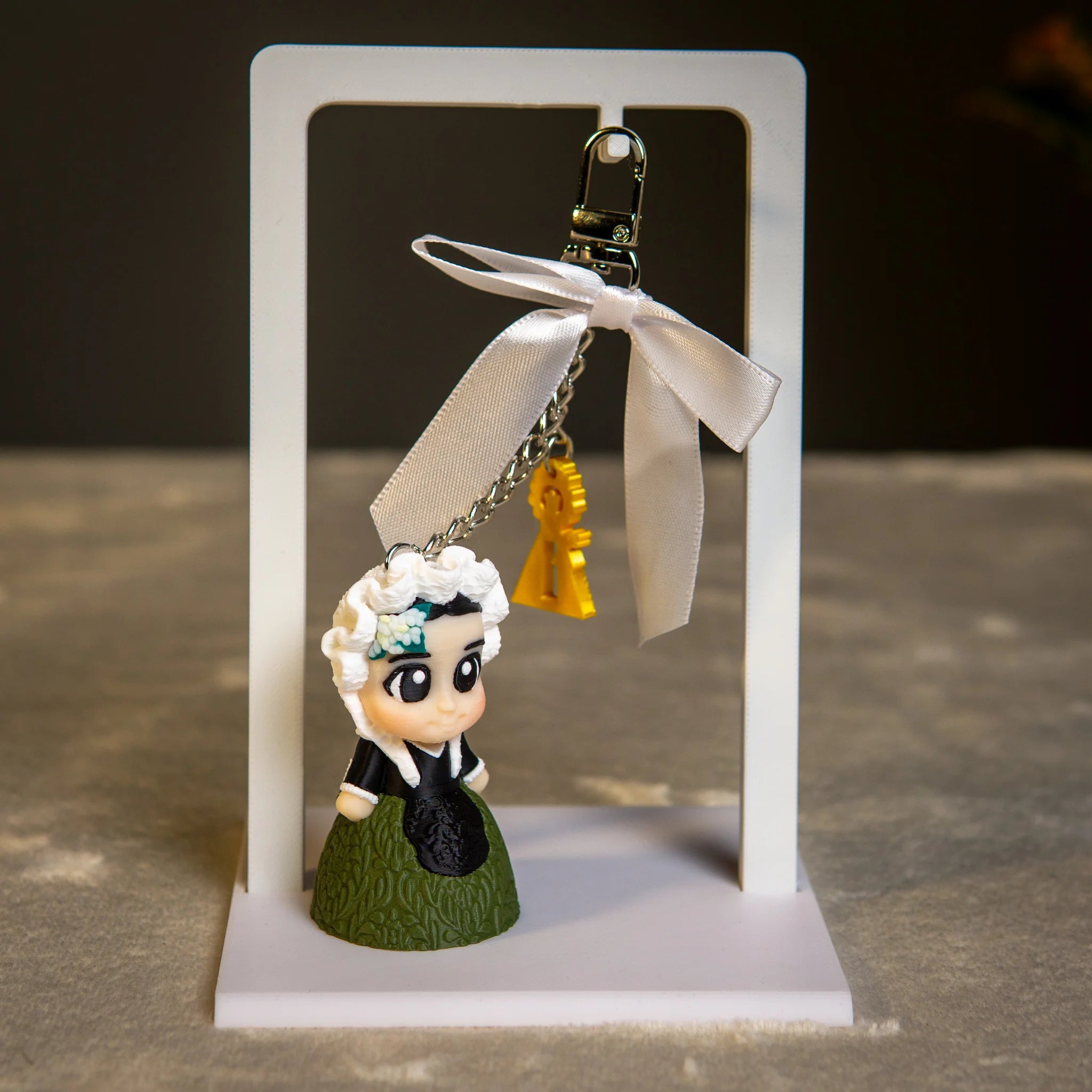 Moni Charm Belleza