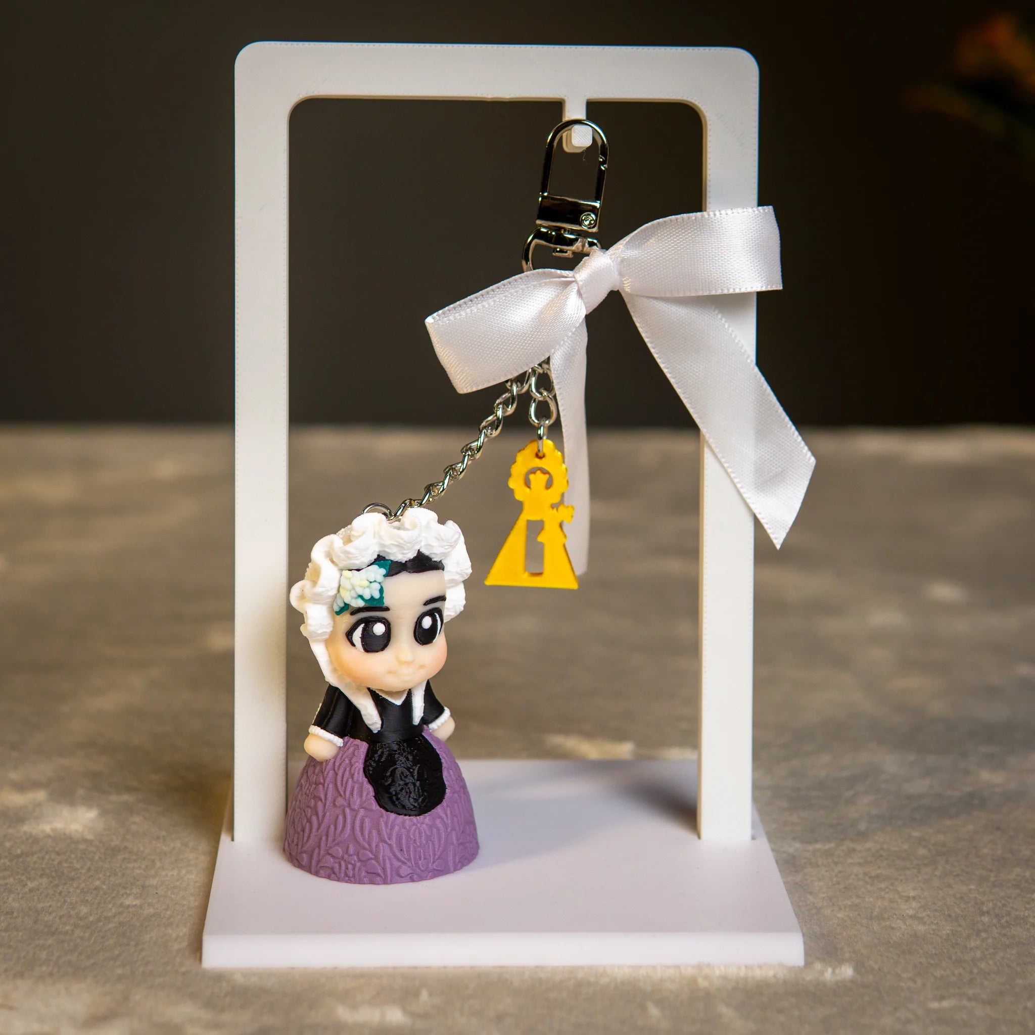 Moni Charm Belleza