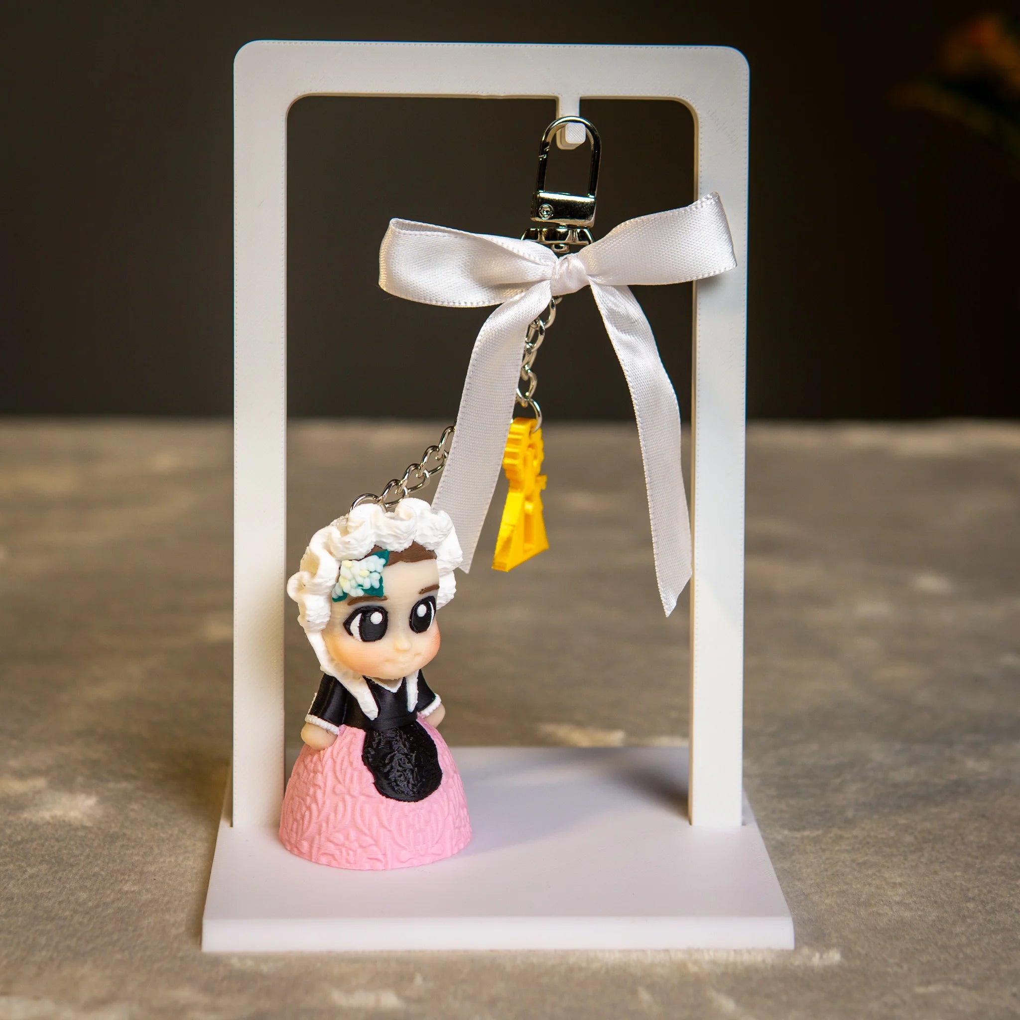 Moni Charm Belleza