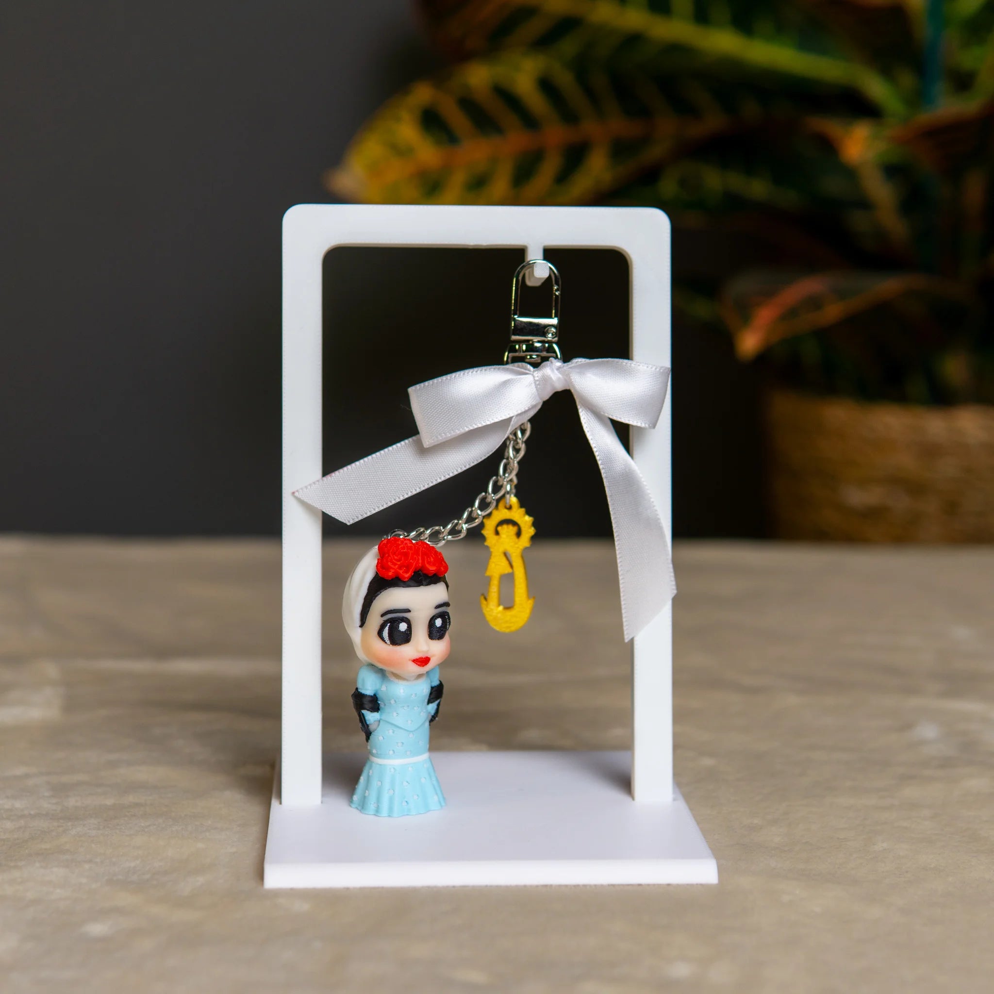 Moni Charm Chulapa